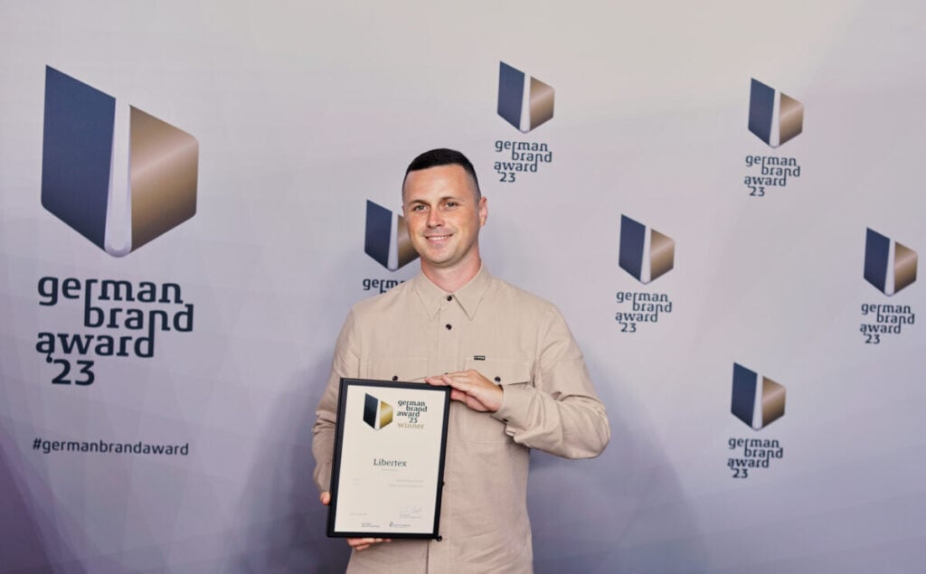 Libertex Head of Brand & Creative, Nino Ilievski bei der Verleihung des German Brand Award am 15. Juni in der Verti Music Hall in Berlin